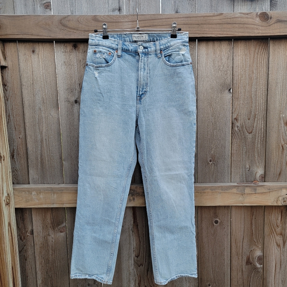 Curve Love Ultra High Rise Ankle Straight Jean